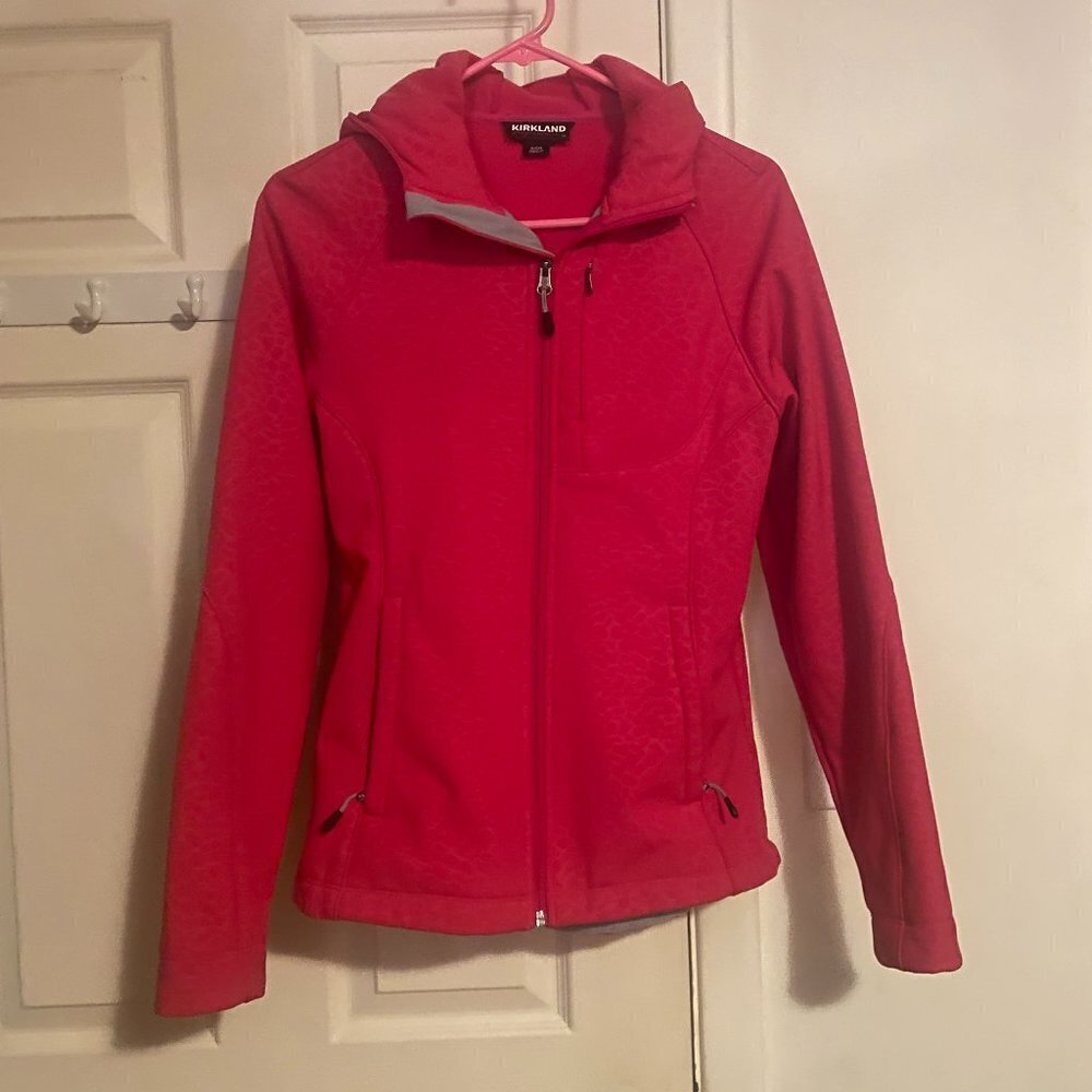 Womens Kirkland Pink Water-Repellent Wind Resistant Softshell Jacket Size Small